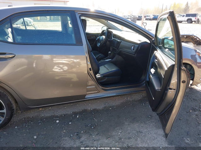 2T1BURHE4JC087815 Toyota Corolla Xse