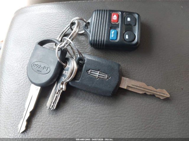 Продаж на аукціоні авто 2005 Lincoln Ls V8, vin: 1LNHM87A45Y651916, номер лоту: 44812483