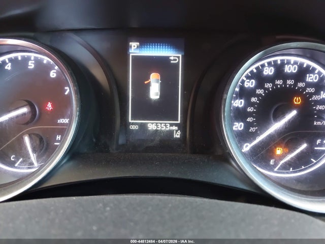 4T1B11HK8JU559075 Toyota CAMRY LE