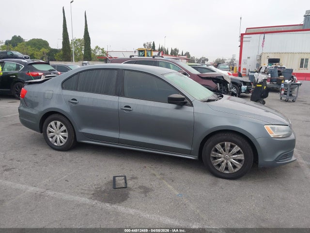 44812489 :رقم المزاد ، 3VW2K7AJ4EM230046 vin ، 2014 Volkswagen Jetta 2.0l S مزاد بيع