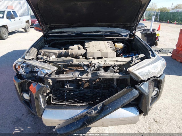 2018 Toyota 4runner Trd Off Road მანქანა იყიდება აუქციონზე, vin: JTEBU5JR5J5486876, აუქციონის ნომერი: 44812508