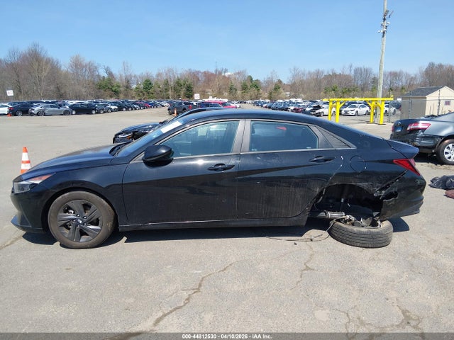 Aukcja sprzedaży 2023 Hyundai Elantra Sel, vin: 5NPLM4AG9PH110661, numer aukcji: 44812530