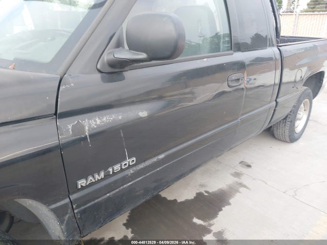 2000 DODGE RAM 1500 1B7HC13Y3YJ171929 Photo 5