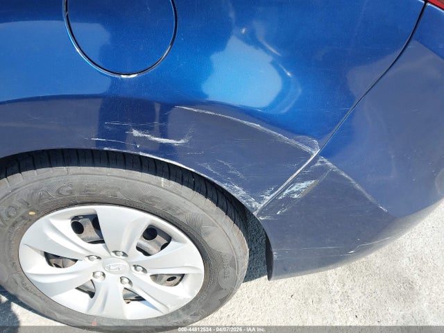 5NPDH4AE6GH685257 Hyundai ELANTRA SE