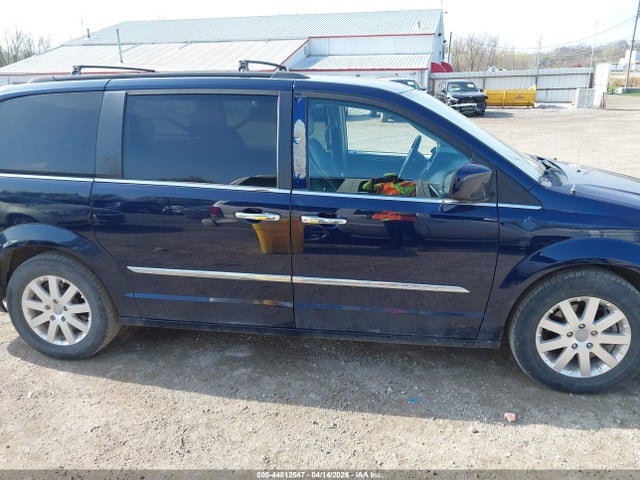 44812547 :رقم المزاد ، 2C4RC1BG2GR194061 vin ، 2016 Chrysler Town & Country Touring مزاد بيع