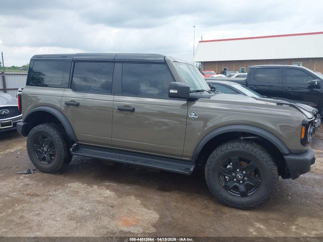 2025 Ford Bronco Outer Banks მანქანა იყიდება აუქციონზე, vin: 1FMEE8BP1SLB49000, აუქციონის ნომერი: 44812564
