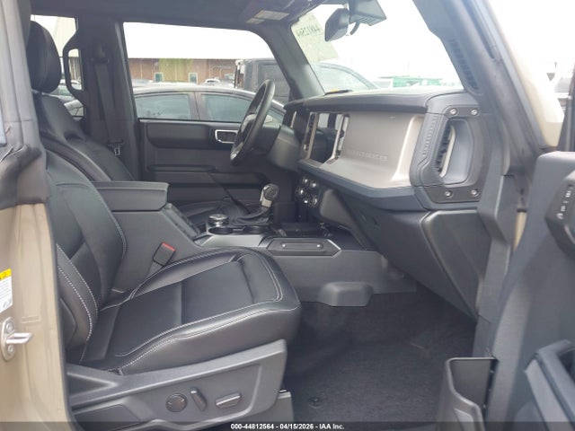 2025 Ford Bronco Outer Banks მანქანა იყიდება აუქციონზე, vin: 1FMEE8BP1SLB49000, აუქციონის ნომერი: 44812564
