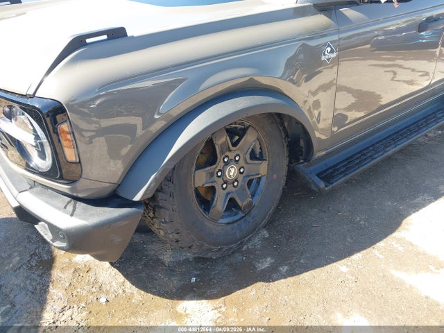 2025 Ford Bronco Outer Banks მანქანა იყიდება აუქციონზე, vin: 1FMEE8BP1SLB49000, აუქციონის ნომერი: 44812564