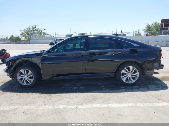 1HGCV1F14JA130817 Honda ACCORD LX