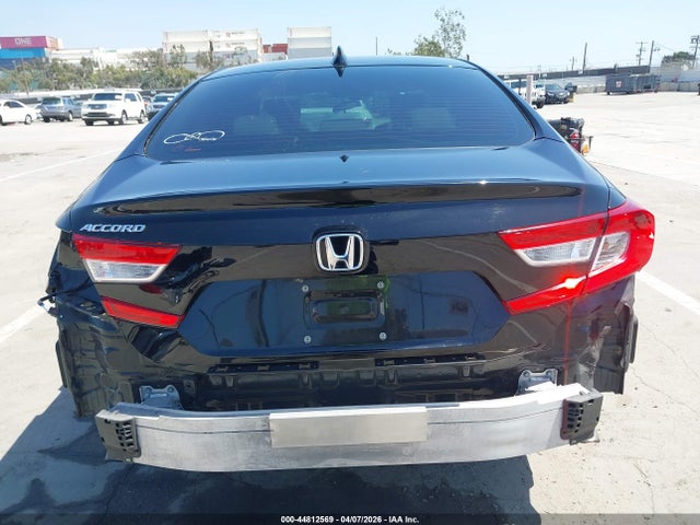 1HGCV1F14JA130817 Honda ACCORD LX