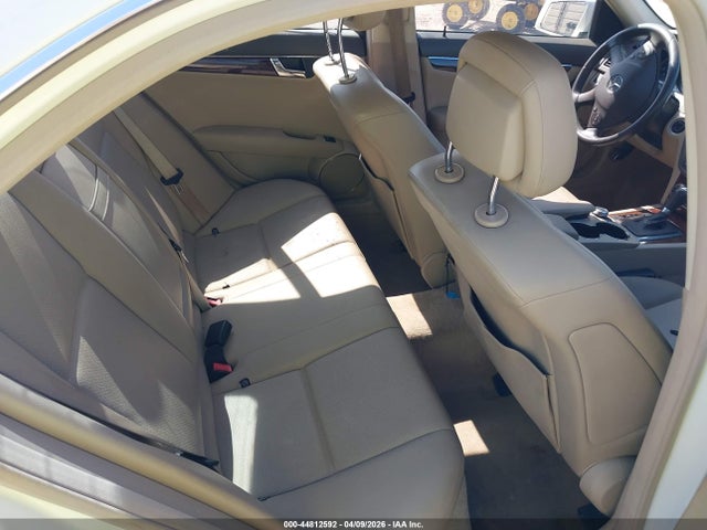 Продажа на аукционе авто 2011 Mercedes-benz C 300 Luxury/sport, vin: WDDGF5EBXBR170200, номер лота: 44812592