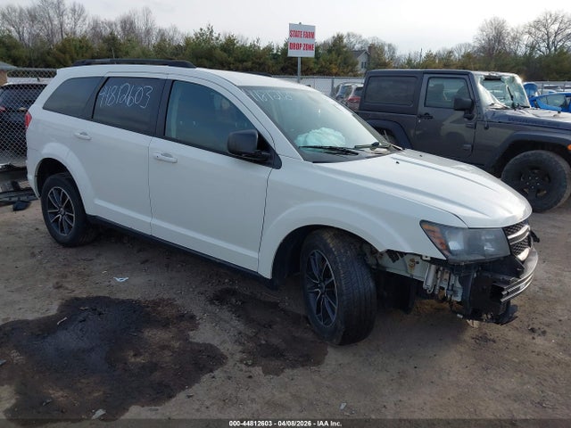 Auction sale of the 2018 Dodge Journey Se, vin: 3C4PDCABXJT533269, lot number: 44812603