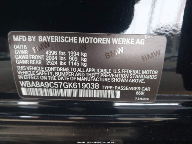 2016 BMW 320I WBA8A9C57GK619038 Photo 8