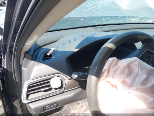 Продажа на аукционе авто 2020 Honda Accord Lx, vin: 1HGCV1F1XLA067905, номер лота: 44812618
