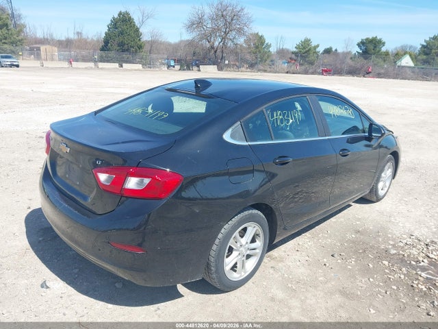 Aukcja sprzedaży 2017 Chevrolet Cruze Lt Auto, vin: 1G1BE5SM8H7277966, numer aukcji: 44812620