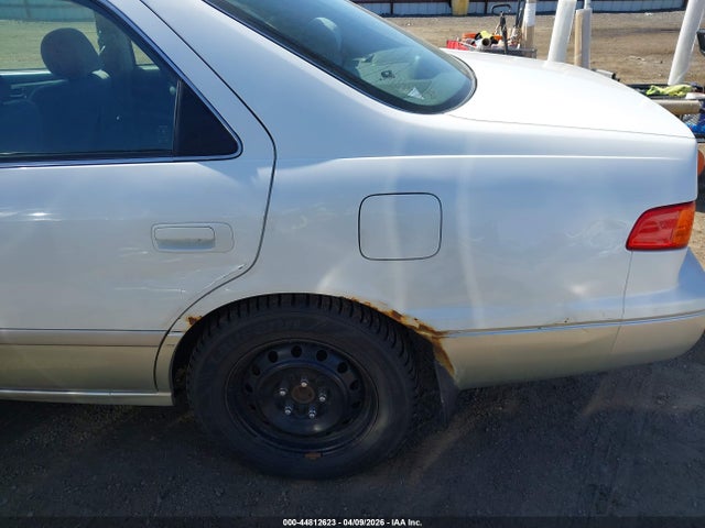Aukcja sprzedaży 2001 Toyota Camry Le, vin: JT2BG22K710589850, numer aukcji: 44812623