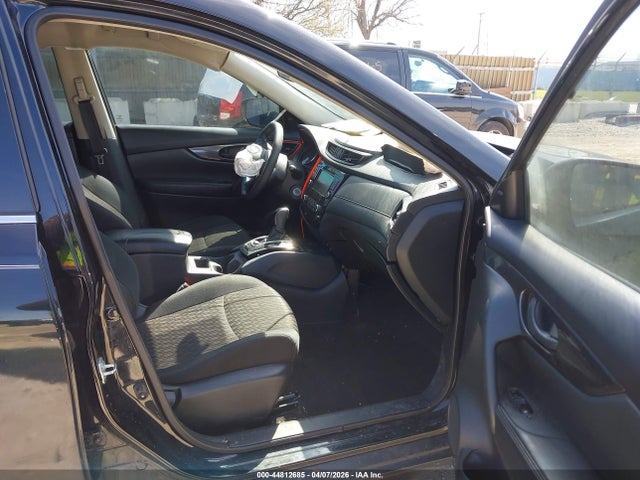 2019 Nissan Rogue S მანქანა იყიდება აუქციონზე, vin: 5N1AT2MT5KC766248, აუქციონის ნომერი: 44812685