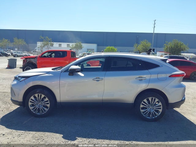 JTEAAAAH0RJ170051 Toyota Venza Xle