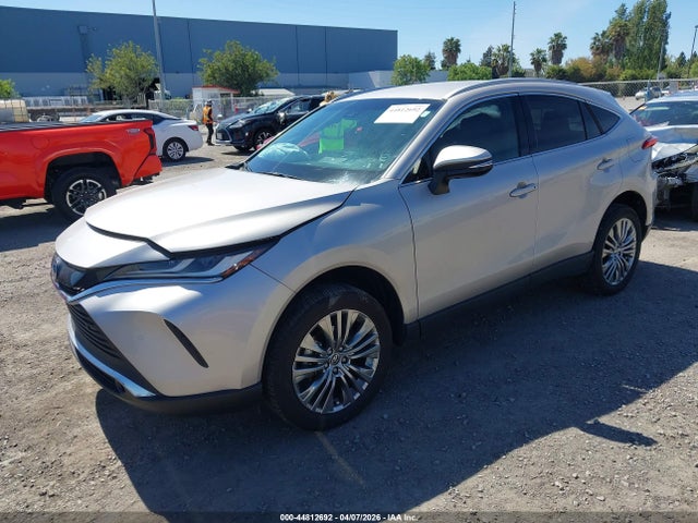JTEAAAAH0RJ170051 Toyota Venza Xle