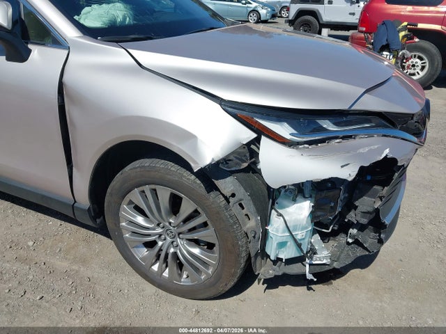 JTEAAAAH0RJ170051 Toyota Venza Xle