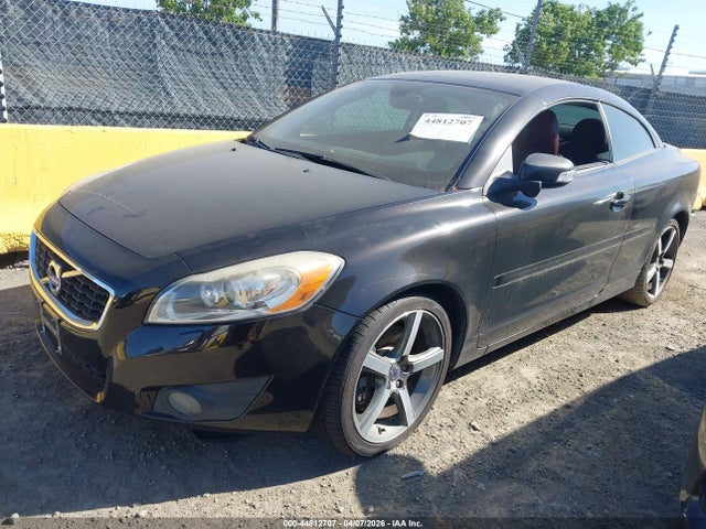 2012 VOLVO C70 YV1672MC6CJ124420 Photo 1