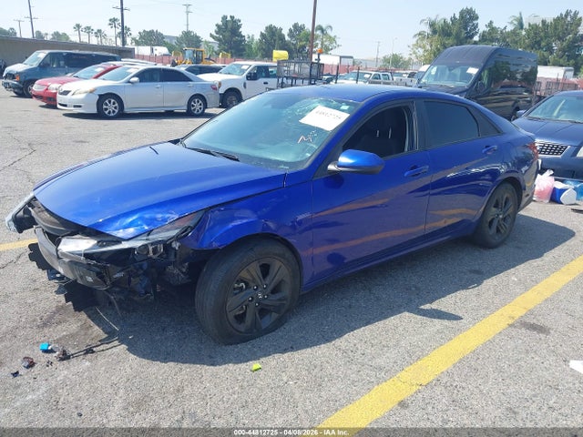 KMHLM4AG1NU365156 Hyundai ELANTRA SEL