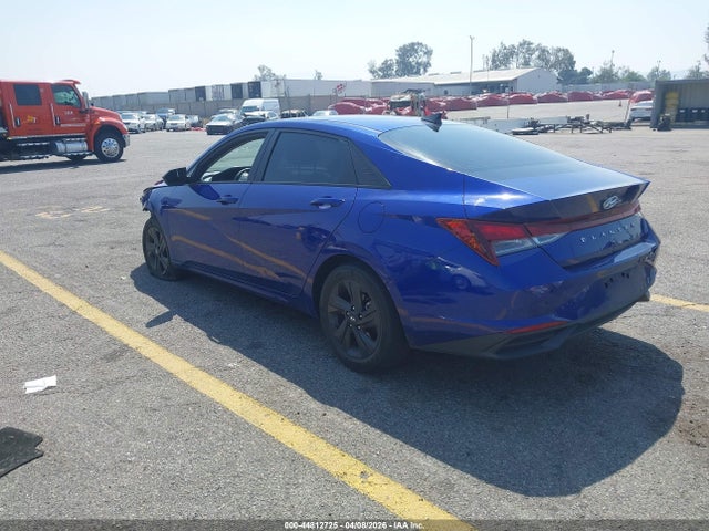 KMHLM4AG1NU365156 Hyundai ELANTRA SEL