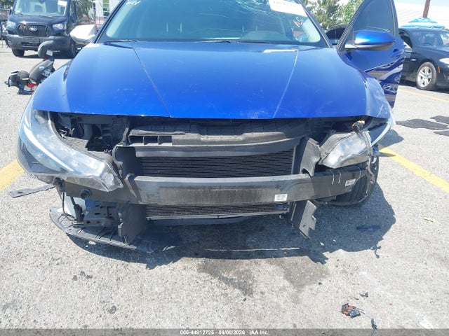 KMHLM4AG1NU365156 Hyundai ELANTRA SEL