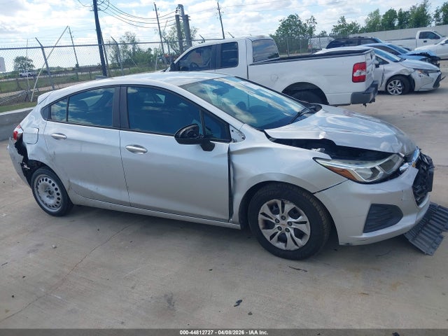 3G1BC6SM8KS610610 Chevrolet CRUZE LS