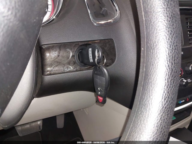 2C4RDGBG0JR311790 Dodge Grand Caravan Se