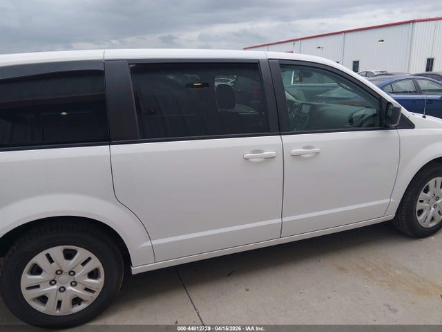 2C4RDGBG0JR311790 Dodge Grand Caravan Se