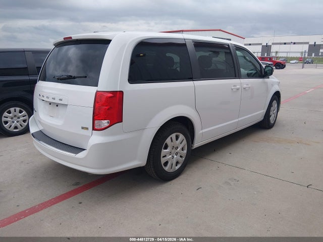 2C4RDGBG0JR311790 Dodge Grand Caravan Se