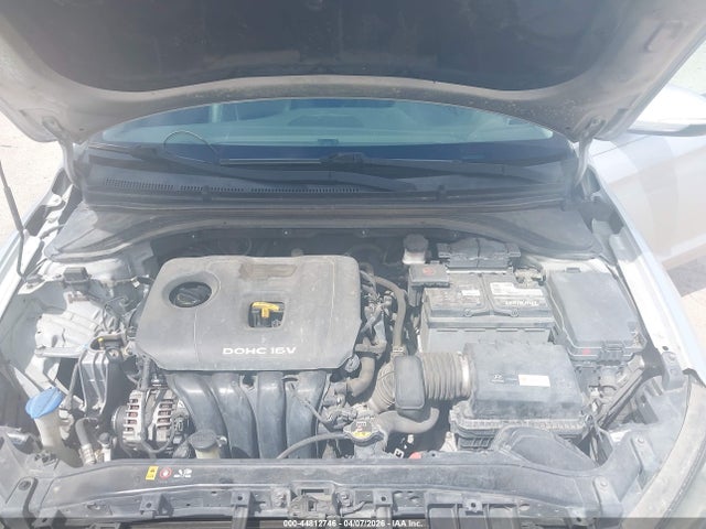 2017 Hyundai Elantra Limited მანქანა იყიდება აუქციონზე, vin: KMHD84LF5HU284601, აუქციონის ნომერი: 44812746