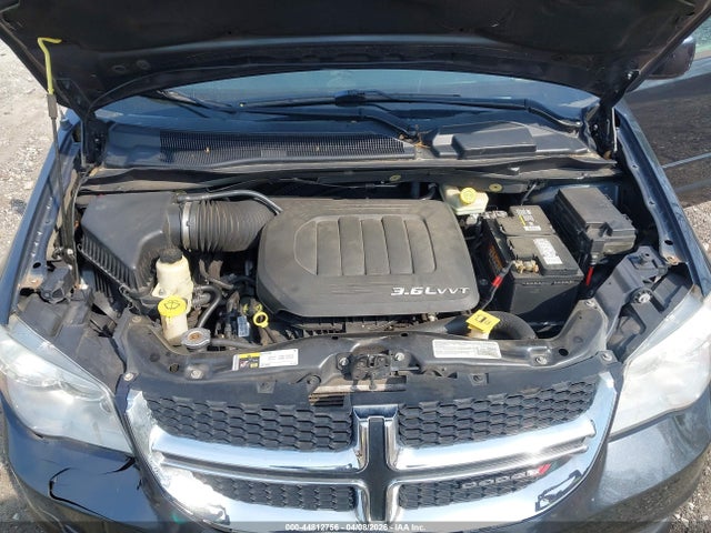 2014 Dodge Grand Caravan Sxt მანქანა იყიდება აუქციონზე, vin: 2C4RDGCG1ER260143, აუქციონის ნომერი: 44812756