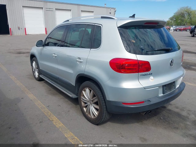 2014 VOLKSWAGEN TIGUAN WVGBV3AX8EW591735 Photo 2