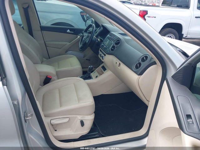 2014 VOLKSWAGEN TIGUAN WVGBV3AX8EW591735 Photo 4