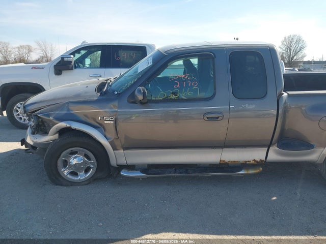 2002 Ford F-150 Lariat/xl/xlt მანქანა იყიდება აუქციონზე, vin: 2FTRX08L92CA95378, აუქციონის ნომერი: 44812770