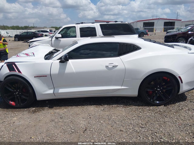 2018 Chevrolet Camaro 1ss მანქანა იყიდება აუქციონზე, vin: 1G1FF1R7XJ0125029, აუქციონის ნომერი: 44812776