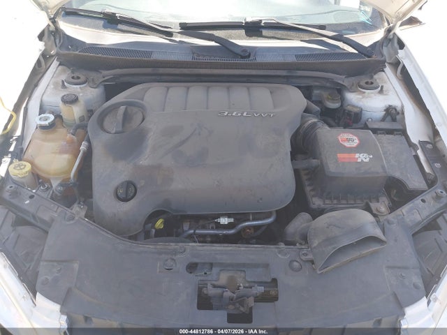 2011 Chrysler 200 Touring მანქანა იყიდება აუქციონზე, vin: 1C3BC1FG4BN613436, აუქციონის ნომერი: 44812786