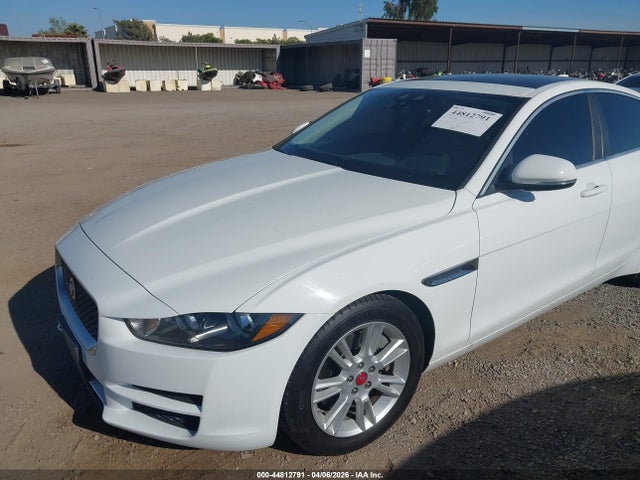 2019 JAGUAR XE SAJAD4FX6KCP44001 Photo 5