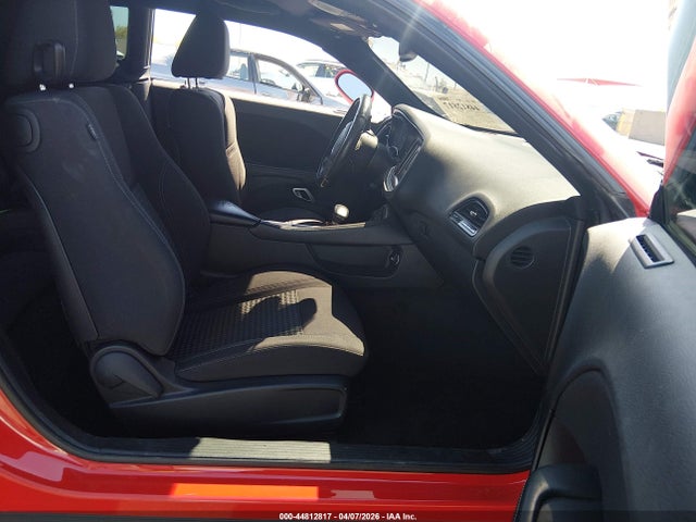 44812817 :رقم المزاد ، 2C3CDZAG5GH349506 vin ، 2016 Dodge Challenger Sxt مزاد بيع