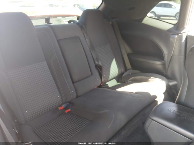 44812817 :رقم المزاد ، 2C3CDZAG5GH349506 vin ، 2016 Dodge Challenger Sxt مزاد بيع