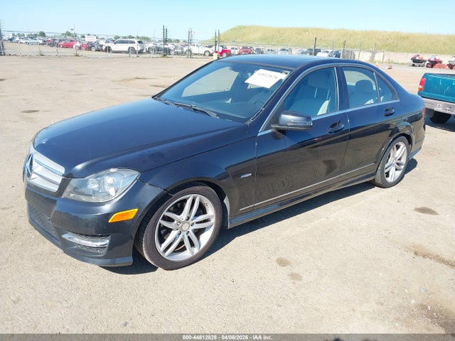 2012 Mercedes-benz C 250 Sport მანქანა იყიდება აუქციონზე, vin: WDDGF4HB9CR210404, აუქციონის ნომერი: 44812828