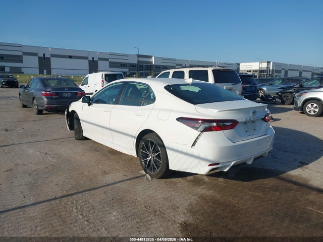 Продажа на аукционе авто 2022 Toyota Camry Se, vin: 4T1G11AK9NU059822, номер лота: 44812835