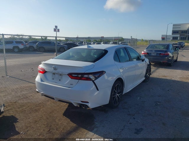 Продажа на аукционе авто 2022 Toyota Camry Se, vin: 4T1G11AK9NU059822, номер лота: 44812835