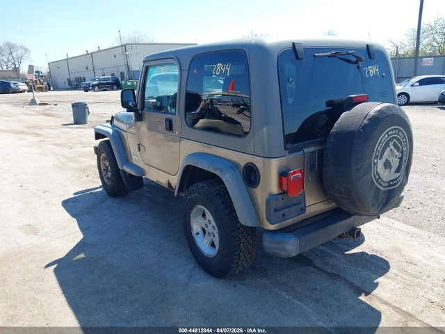 2005 JEEP WRANGLER 1J4FA49S95P318257 Photo 2