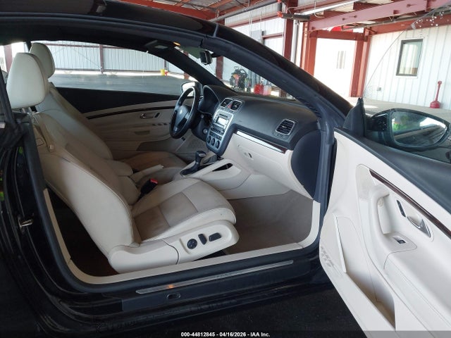 44812845 :رقم المزاد ، WVWFA71F99V021397 vin ، 2009 Volkswagen Eos Lux مزاد بيع