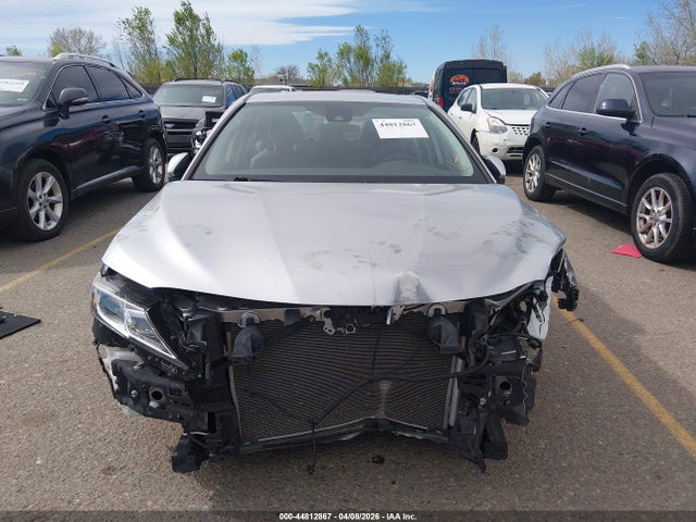 4T1B11HK8KU792827 Toyota CAMRY SE