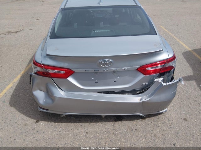 4T1B11HK8KU792827 Toyota CAMRY SE