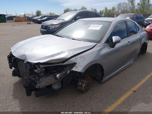 4T1B11HK8KU792827 Toyota CAMRY SE